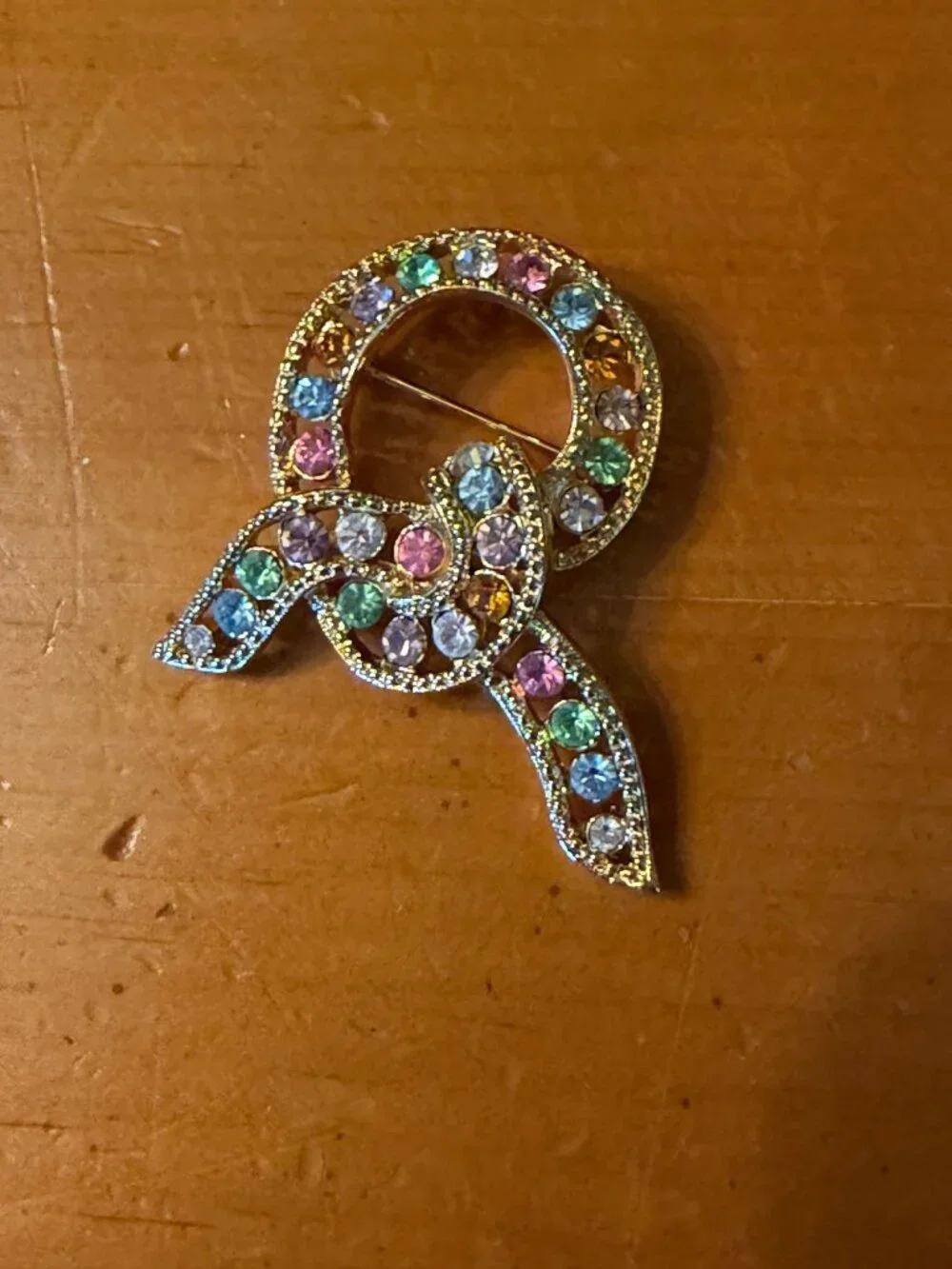 Joan Rivers Pastel Rhinestones Knot Brooch Pin Great Condition